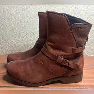 Teva Women's De La Vina Low Lace Up Brown Leather Ankle Boots Size: 6.5